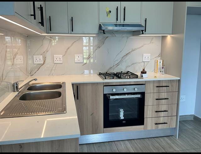 2 BEDROOM APARTMENT FOR SALE IN PARKLANDS NORTH